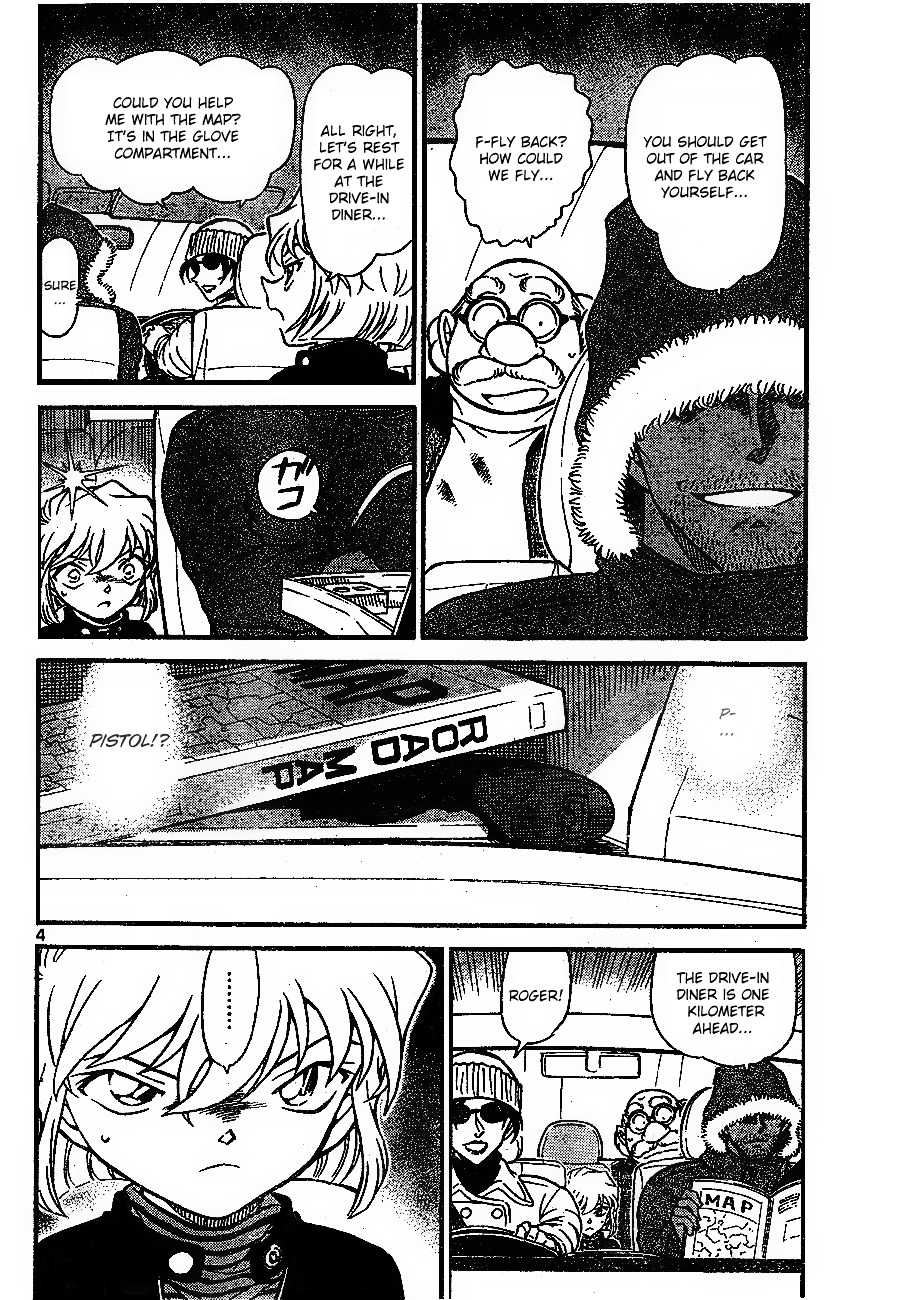 Detective Conan chapter 681 page 4
