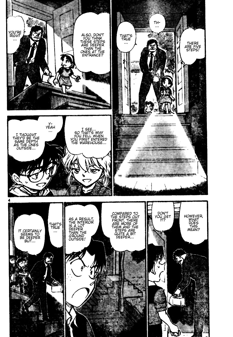 Detective Conan chapter 692 page 4