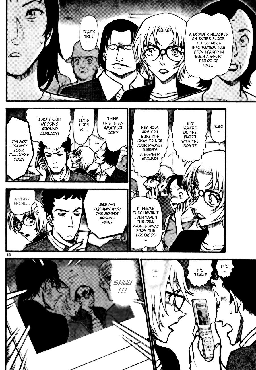 Detective Conan chapter 702 page 10