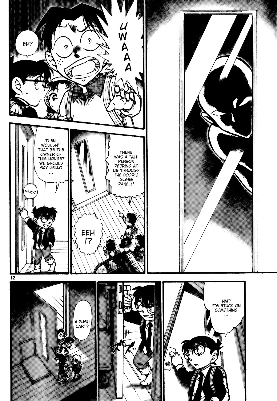 Detective Conan chapter 728 page 12