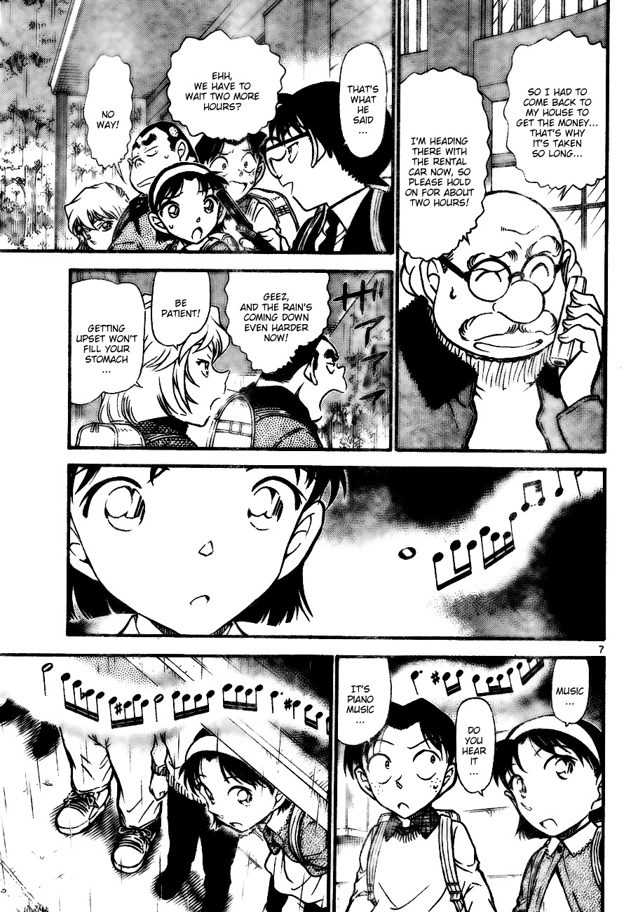 Detective Conan chapter 728 page 7